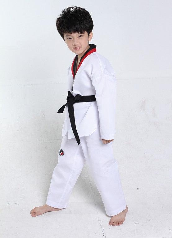 Traje de Taekwondo para niños de moda