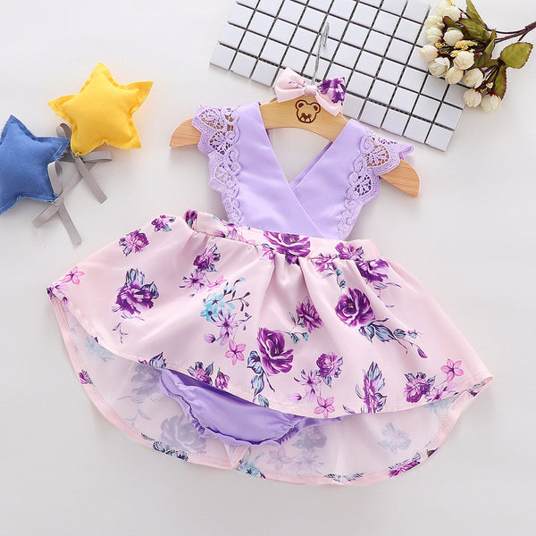 The factory sells directly the Korean version of the summer dress for girls and children in 2021. The baby summer princess dress is a cross-border hair substitute.