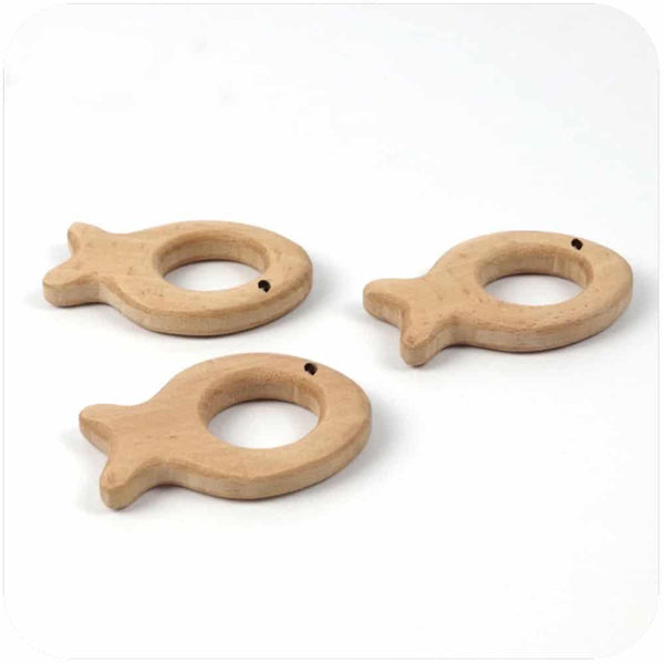 Five Wooden Fish Shaped Rattles - Stylus Kids