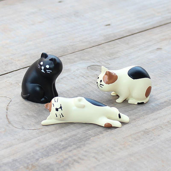 Japan Style Mini Cat Figurine - Stylus Kids