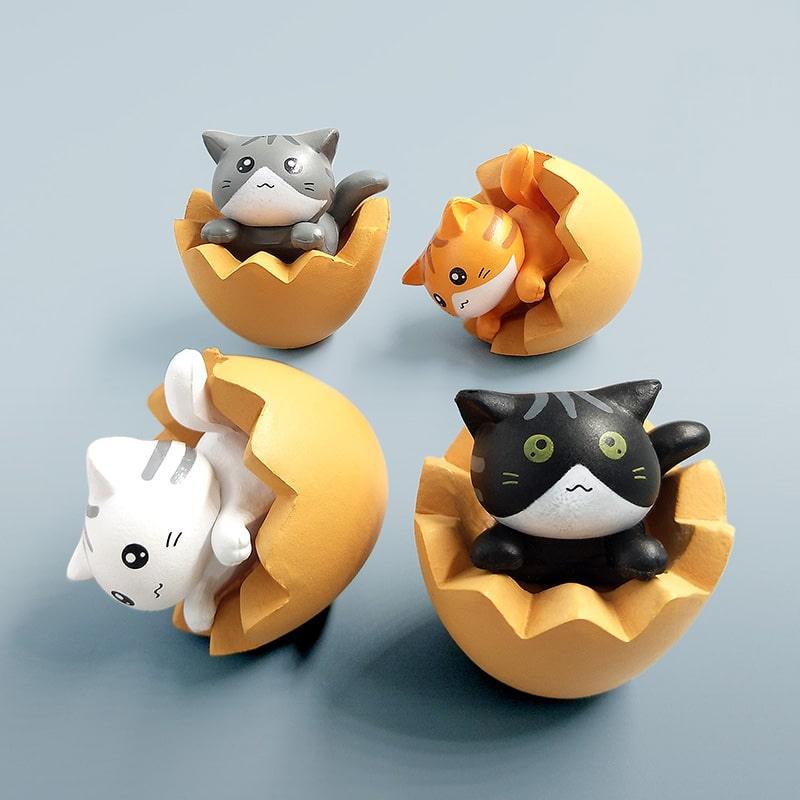 Cartoon Eggshell Cat Figurine - Stylus Kids