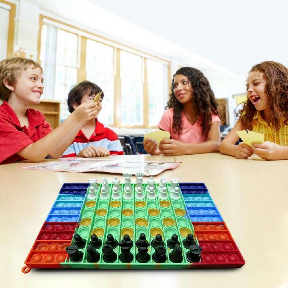 Creative Pop-It Chess Game - Stylus Kids